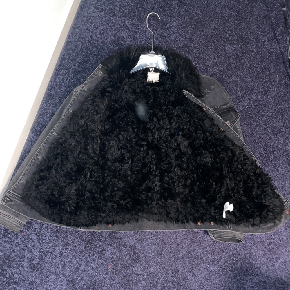 American Eagle size small destroyed black denim heavy furry down quilted jacket - Picture 3 of 10
